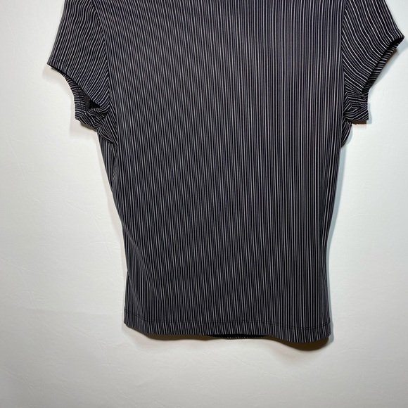 Shirt - Picture 2 of 4